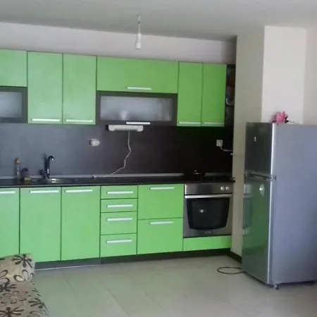 Uzhen Plazh Διαμέρισμα Νεσέμπαρ